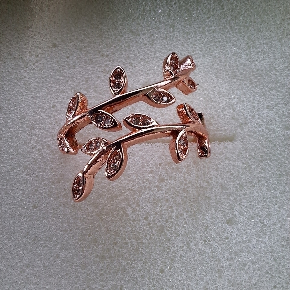 NEW Golden NYC 18k Rose Gold-Plated Olive Branch Ring with Swarovski Crystals - Picture 4 of 12